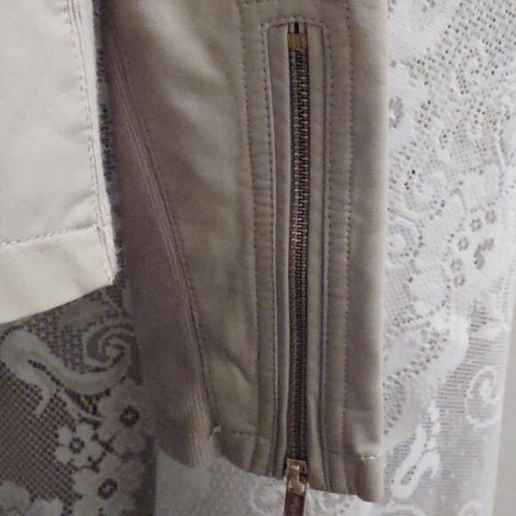 Calvin Klein Women's Size S Jacket Camel Tan Faux Leather Zip Military Collar - Picture 6 of 11